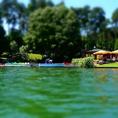 Ferienhäuser Am Lübbesee * Templin